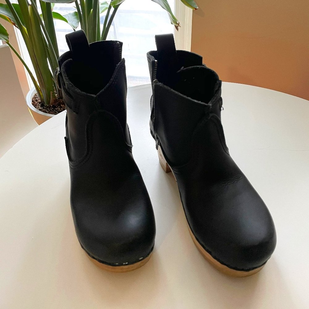 No. 6 Clog Boots